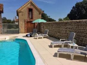 Renoviertes Landhaus mit privatem Swimmingpool - Image 4