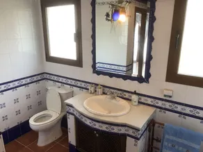 Privatvilla mit Pool, 4 Gehminuten vom Strand El Faro entfernt, Glasfasernetz - Image 3