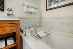 Top Floor Ski in/out Lodge at Spruce Peak - Image 5