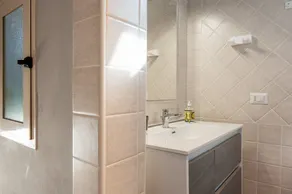 Holiday Home 'Stanza Azzurra' with Wi-Fi and Air Conditioning - Image 2