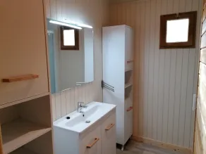 10-seater chalet with private spa. - Image 3