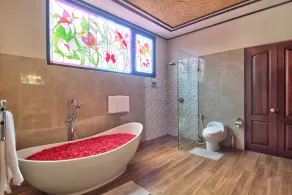 Villa Rama Rama – A Huge Private Hilltop Spa Retreat with Stunning Views - Image 5
