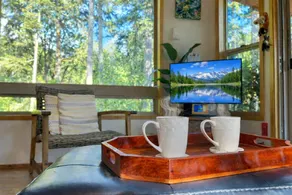 Magical Forest Cabin- Secluded Retreat Near Beach - Image 2