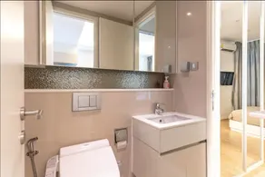 Luxury condo, Rooftop Pool, EMQUARTIER  bts, Free Airport pick up - Image 3