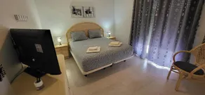 Villa mit privatem Pool und einer großen geschlossenen Sonnenterrasse. - Image 2