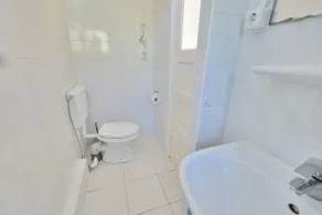 Cozy vacation home for 2 people. Quiet location. - Image 2
