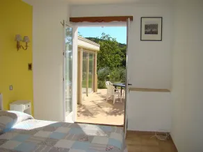 En enestående bondegård omgivet af vinmarker på Côte d'Azur - Image 5