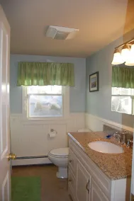 Spacious Family Home in Desirable Katama - Easy Access to Beach and Town! - Image 4