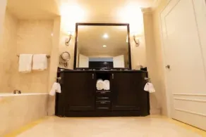 No Resort Fees! 4 Diamond Oceanfront - 804 - Perfect for Couples - Ocean King Bd - Image 4