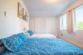 9852 Entire · Panoramic Lake View 3800+ sqft House in Oasis - Image 4