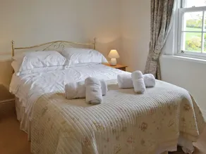 5 bedroom accommodation in Stratton, Bude - Image 4