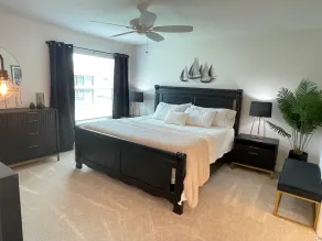 Charming 3 bdrm 2 bath Home Comes Complete w/2 4-Seater Golf Carts & WiFi! - Image 5
