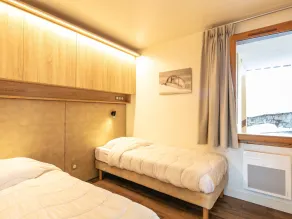 Group Mountain Stay for Six in Doucy - Image 4