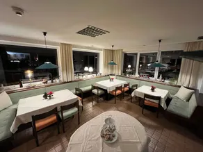 Zimmer 07 / 3bett Ohne Balkon - Pension Alpina - Image 5