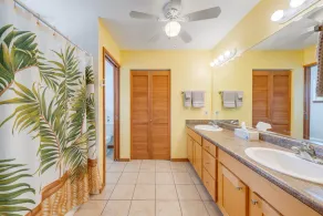 New 3 Bdrm, Large Lanai, Quiet area, Ocean Breezes, Short Walk to the Beach - Image 2