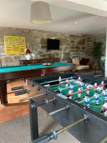 Private farmhouse with pool, games room and large garden - Image 2