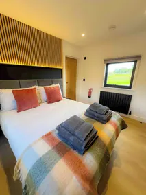 Newmore Highland Pods with Hot Tubs on NC500 - Image 3