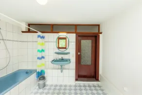 House situated on a magnificent estate - Image 2