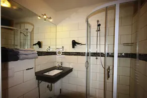 Elsteraue - zRomantik Apartments in Leipzig, *2 km from the city center* - Image 2