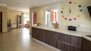 Fantastisk villa - Nytt kök / badrum och uppvärmd 8m pool - Image 2