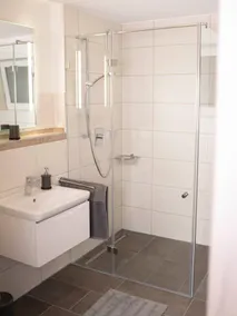 Apartamento 'Bantlehof' com vista para a montanha, terraço privado e acesso Wi-Fi - Image 3