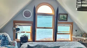World's highest tides! Pet-friendly, bayfront cottage with a large fenced yard. - Image 4