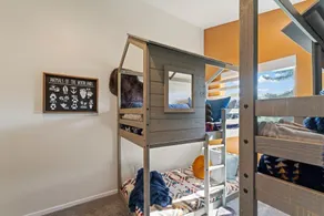 Sky Ridge Cabin  · Culdesac w/ Level Entry Access & Entertainment - Image 5