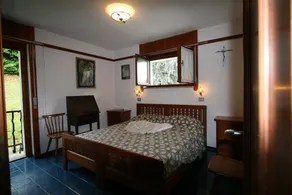 Charming Villa Francione - Private gardens and stunning views - Image 4
