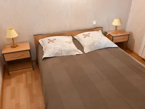Beautiful Country Home with Terrace, Close to Amenities & Highways, Sleeps 5 + Baby - Image 5