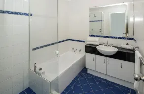 Away By The Bay- beach front- Ducted Heating cooling - Image 2