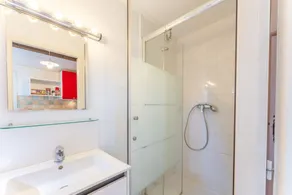 Holiday Home 'Mazet' with Private Terrace, Private Garden and Wi-Fi - Image 2