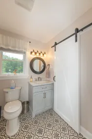 Gorgeous Saratoga Home with an inground pool- close to Racetrack and Downtown! - Image 3