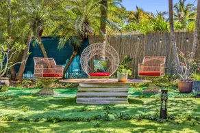 Artful Home Near Design District - Image 3