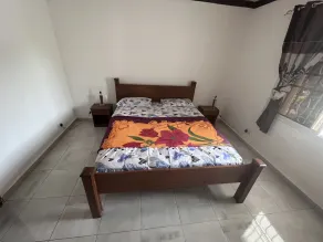 3 beds 3 bathrooms 5mins from turntable , close to few corner shops and beaches - Image 5