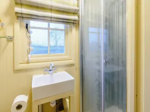 1 bedroom accommodation in South Hiendley, near Hemsworth - Image 2