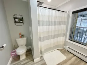 Comfort Elevated • Hot Tub • King Suite • Direct Trail Access • In Town • WiFi - Image 3