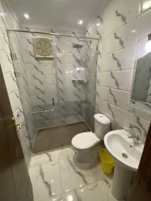 Deluxe apartment in a building with an elevator with amazing Pyramids view - Image 2