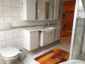 Light-flooded apartment (100sqm) for 4 people with balcony - Image 3