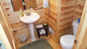 Vacker lyxig stuga med pool / privat badtunna - Image 4