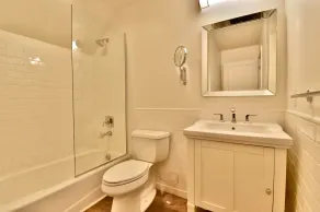 Chic Modern House on the Very Desirable Location In Downtown Wayzata - Image 3