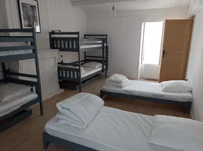 Fully renovated 100m2 fisherman's cottage 200m from the port of La Cotinière - Image 4