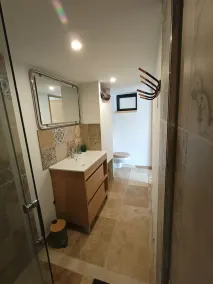 Gîte de charme avec jacuzzi face au Mont Ventoux - Image 3