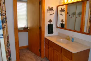 Comfy, country home with an Unrivaled View. Only 20 minutes from Mt. Rushmore! - Image 2