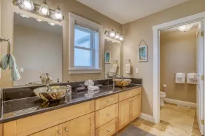 King Suite, Seal the Deal on this Stellar Three-Story Ocean-View Home! - Image 4
