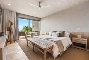 Oceanfront Apartments with Great Views - Image 4