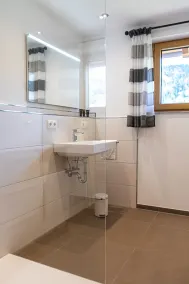 Die Ferienwohnung Thaler Höhe Wurde 2023 Fertiggestellt und Bietet mit ca - Image 3