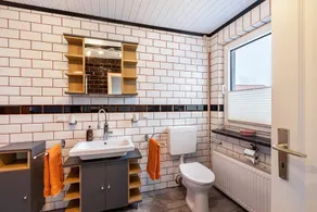 Apartment 'Haus Am Markt 3' with Private Terrace and Wi-Fi - Image 3