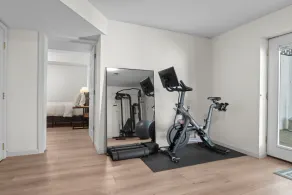 Spacious KC Home - Pickleball, Mini Golf, Gym, Luxurious Bathrooms, Swim Spa - Image 4