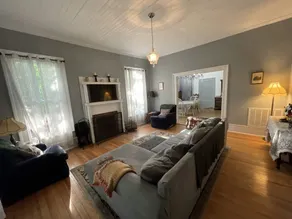 Historic Magnolia Suite 1  - Image 5