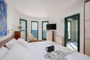 Villa con jardín, barbacoa y terraza - Image 3